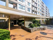 【東京都/調布市多摩川】京王多摩川コーポラス エントランス