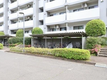 【東京都/八王子市南大沢】多摩ニュータウングリーンコープ南大沢団地1号棟 駐輪場