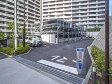 【東京都/多摩市鶴牧】ザ・グランクロス多摩センター 駐車場