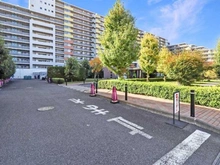 【東京都/府中市是政】リムザ 敷地内
