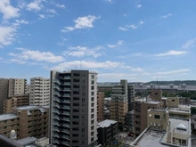 【東京都/府中市宮町】デュオ府中 眺望：最上階からの開放的な眺めが得られます
