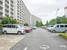 【東京都/狛江市東野川】狛江ハイタウン2号棟 駐車場