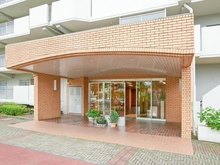 【東京都/府中市是政】府中多摩川通り住宅2号棟 エントランス