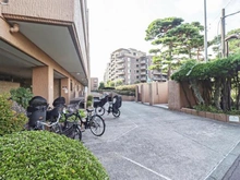 【東京都/調布市富士見町】調布ロイヤルハイツ 駐輪場