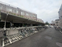 【東京都/府中市白糸台】府中武蔵野台グランドハイツ 駐輪場