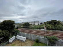 【神奈川県/横浜市栄区長沼町】恒陽戸塚マンション 眺望：バルコニーから