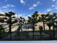 【神奈川県/横浜市保土ケ谷区権太坂】コスモ保土ヶ谷グリーンプラザ 眺望：バルコニーから