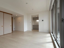 【神奈川県/横浜市戸塚区平戸町】シティウィンズ東戸塚エアステージ LDK：左　洋室