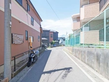 【神奈川県/横浜市旭区市沢町】フローレンスパレス左近山 前面道路