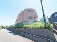 【神奈川県/横浜市旭区市沢町】フローレンスパレス左近山 前面道路