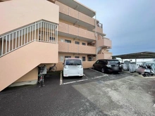 【神奈川県/横浜市旭区市沢町】フローレンスパレス左近山 駐車場