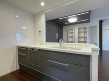 【神奈川県/横浜市戸塚区上矢部町】ラムーナ横浜戸塚 スカイリッジ　F棟 キッチン