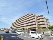 【神奈川県/横浜市鶴見区梶山】ナイスブライトピア三ッ池公園 前面道路