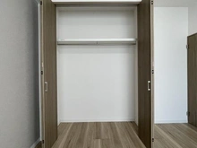 【神奈川県/横浜市戸塚区品濃町】ニューシティ東戸塚 東の街四号館 収納：洋室約7.5帖
