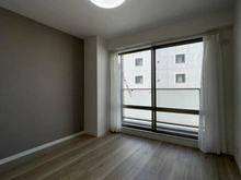 【神奈川県/横浜市戸塚区品濃町】ニューシティ東戸塚 東の街四号館 洋室：約5.3帖