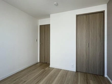 【神奈川県/横浜市戸塚区品濃町】ニューシティ東戸塚 東の街四号館 洋室：約5.3帖