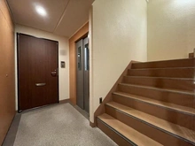 【神奈川県/横浜市戸塚区品濃町】ニューシティ東戸塚 東の街四号館 玄関