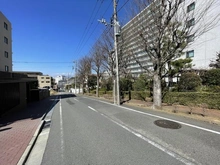 【神奈川県/横浜市戸塚区品濃町】ニューシティ東戸塚 東の街四号館 前面道路