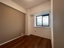 【神奈川県/横浜市戸塚区戸塚町】クリオ戸塚六番館 洋室：約4.4帖