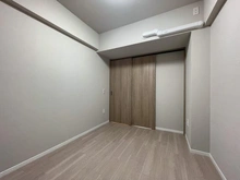 【神奈川県/横浜市戸塚区戸塚町】グランシティユーロコート戸塚 洋室：約5.0帖