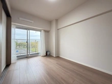 【神奈川県/横浜市戸塚区深谷町】市ドリームハイツ 四号棟 洋室：約5.2帖