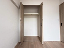 【神奈川県/横浜市戸塚区深谷町】市ドリームハイツ 四号棟 収納：約5.2帖