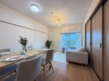 【神奈川県/横浜市戸塚区深谷町】市ドリームハイツ 四号棟 リビング・ダイニング：右　洋室