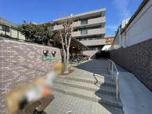 【神奈川県/横浜市戸塚区汲沢町】戸塚西パークホームズ 四番館 アプローチ