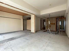 【神奈川県/横浜市戸塚区矢部町】戸塚西パーク・ホームズ壱番館  LDK：奥　洋室

リフォーム中(2026年1月13日完了予定)