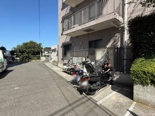 【神奈川県/横浜市戸塚区平戸】アークハイム東戸塚 バイク置き場