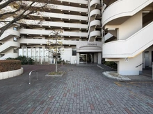 【神奈川県/横浜市戸塚区原宿】コスモ戸塚ルミネンス アプローチ