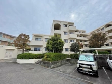 【神奈川県/横浜市戸塚区上柏尾町】東戸塚グリーンハイツ 駐車場