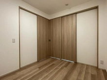 【神奈川県/横浜市戸塚区戸塚町】ザ・レジデンス戸塚 洋室