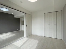 【神奈川県/横浜市戸塚区上矢部町】ベルメゾン東戸塚 洋室：約6.0帖　左奥LDK