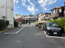 【神奈川県/横浜市戸塚区平戸】シャルム東戸塚 駐車場