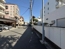 【神奈川県/横浜市港南区日野南】港南台パーク・ホームズ 前面道路