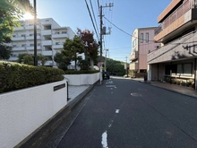 【神奈川県/横浜市港南区日野南】港南台パーク・ホームズ 前面道路