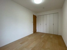 【神奈川県/横浜市港南区日野南】港南台パーク・ホームズ 洋室：約6.6帖