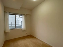 【神奈川県/横浜市港南区日野南】港南台パーク・ホームズ 洋室：約4.0帖