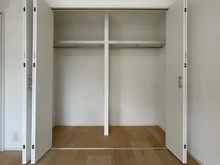 【神奈川県/横浜市港南区日野南】港南台パーク・ホームズ 収納：洋室約6.7帖