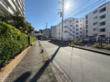 【神奈川県/横浜市港南区野庭町】コスモステーション上永谷 前面道路