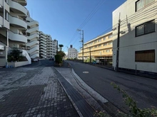 【神奈川県/横浜市港南区野庭町】コスモステーション上永谷 前面道路