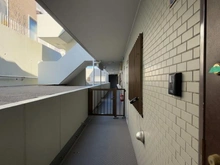 【神奈川県/横浜市戸塚区秋葉町】コスモ東戸塚リブレ ポーチ