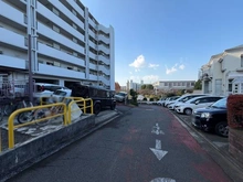 【神奈川県/横浜市戸塚区上矢部町】戸塚グリーンヒル C棟 駐車場