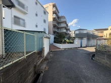 【神奈川県/横浜市港南区港南】上大岡フラワーマンション 第6 前面道路