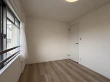 【神奈川県/横浜市戸塚区吉田町】戸塚サニーフラット 洋室：約5.5帖