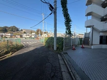 【神奈川県/横浜市保土ケ谷区狩場町】ベルウィル狩場 前面道路