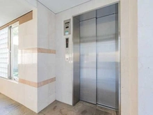 【神奈川県/横浜市戸塚区川上町】ブレスタージュ東戸塚2 エレベーター