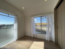 【神奈川県/横浜市戸塚区平戸町】東戸塚ヒミコマンション 洋室：約5.5帖