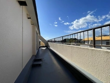 【神奈川県/横浜市戸塚区平戸町】東戸塚ヒミコマンション ルーフバルコニー：LDKに面した